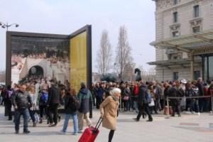 Long lines at Musee d'Orsay.