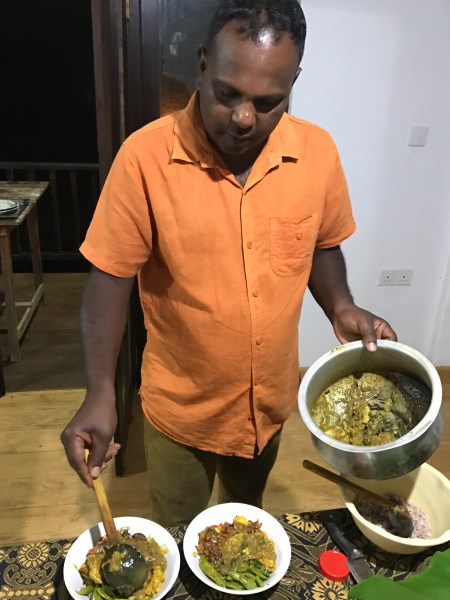 ad,sr,maldives.fone 309